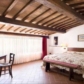 Таван в стил шале