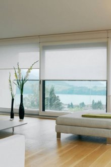 Бели ролетни щори