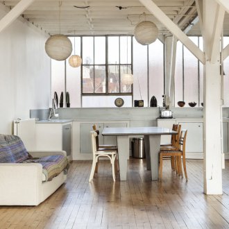 Малък диван в стил лофт