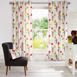 Красиви завеси на тромбите с флорални шарки за хола