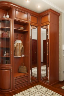 Ъгъл антре с чекмеджета