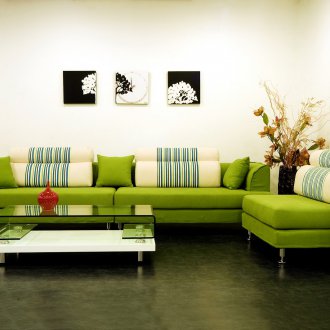 Зелен диван