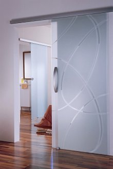 Шарена врата за баня