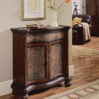 Винтидж скрин в коридора