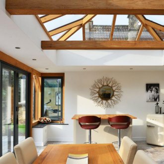 Glasdecke auf der Veranda