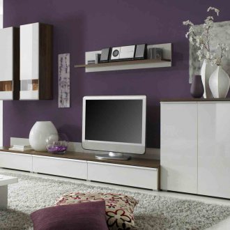 Бяла гланцирана всекидневна