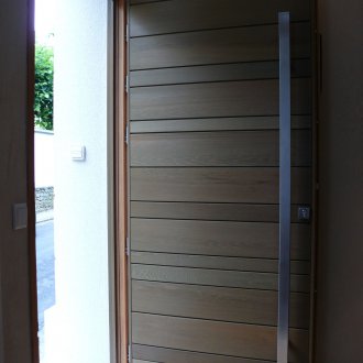 МДФ дървени входни врати