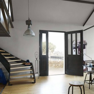 МДФ входна врата с вложки