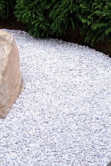 Пясъчен чакъл в Японска градина