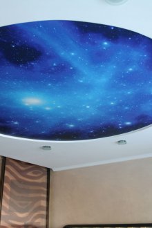 Опънат таван с фотопечат на звездното небе