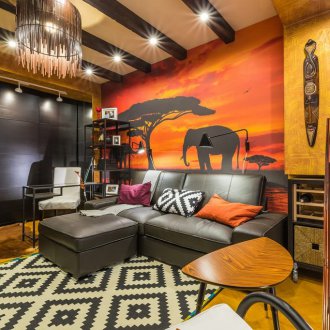 Диван за делфини в африкански стил