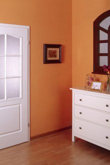 Бяла вътрешна врата MDF