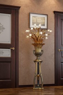 Вътрешна MDF врата със стъкло