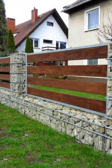 Ограда от шисти с масло