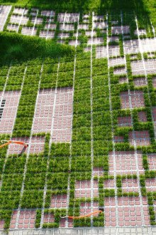 Пластмасова решетка за морава