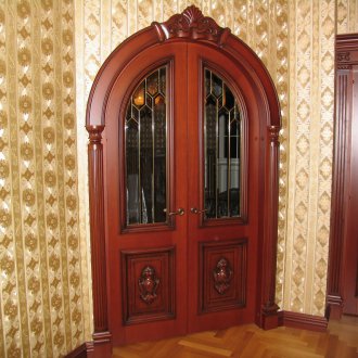 Двойна сводеста врата