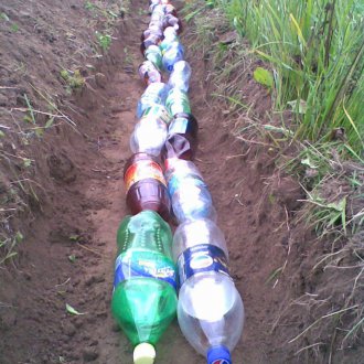 Отводняване с пластмасови бутилки в страната