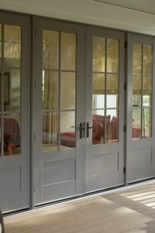 Сива врата с разширител