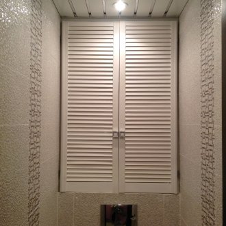 Лувра пластмасова врата