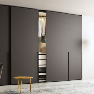 Матирани врати на съблекалнята