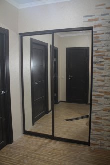 Огледални врати на съблекалнята