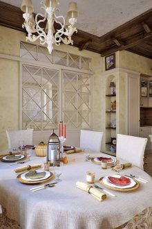 Красива кухня в селски стил