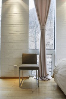 Модерни завеси в спалнята