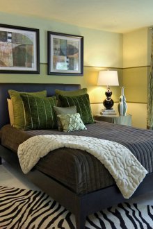 Пастелно зелен тапет