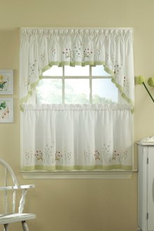 Завеси къси кънтри стил