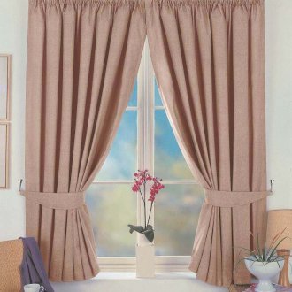 Къси ленени завеси