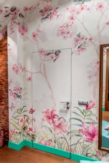 Шарена врата на спалнята