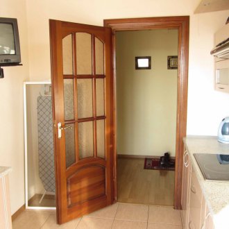 Кухненска врата със стъкло