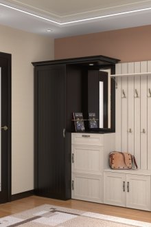 Cream wallpaper for the hallway