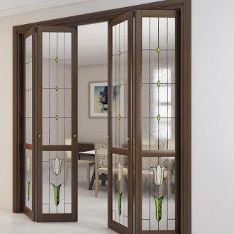 Сгъваема врата с витражи