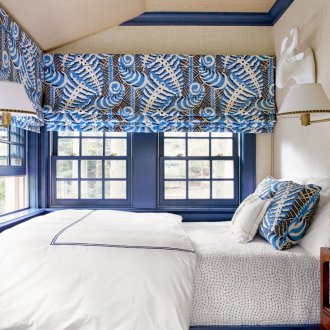 Римски завеси за момче