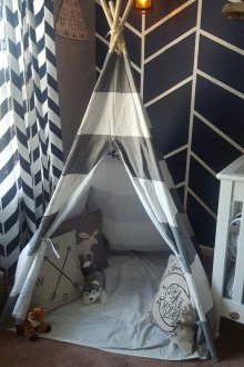 Зигзагови завеси за стаята на момчето