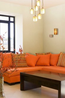 Кукли в хола