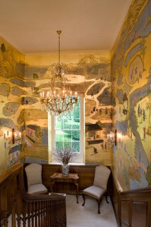 Златни тапети в къщата