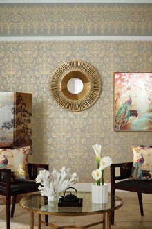 Златен тапет в етно стил.