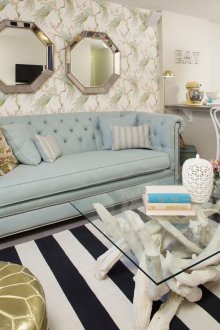 Тапет с модел