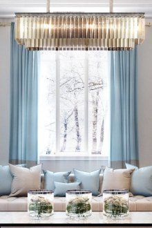 Сини прави завеси