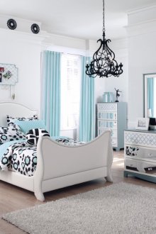 Светлосини завеси