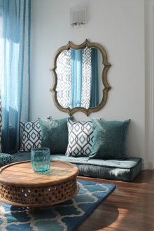 Ориенталски сини завеси