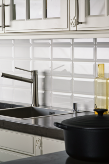 Гланцова плочка с глиган