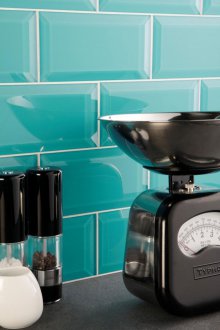 Стъклена глинена плочка