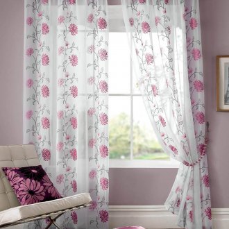 Тюл с розови цветя