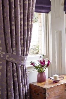 컨트리 스타일 라일락 커튼