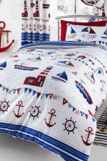 Textilien im maritimen Stil im Kinderzimmer