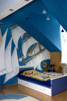 Nautischer Tüll im Kinderzimmer