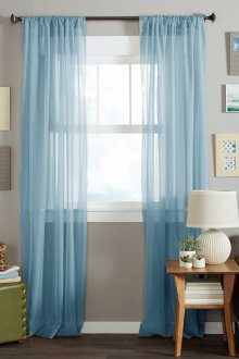 Завеси от син воал